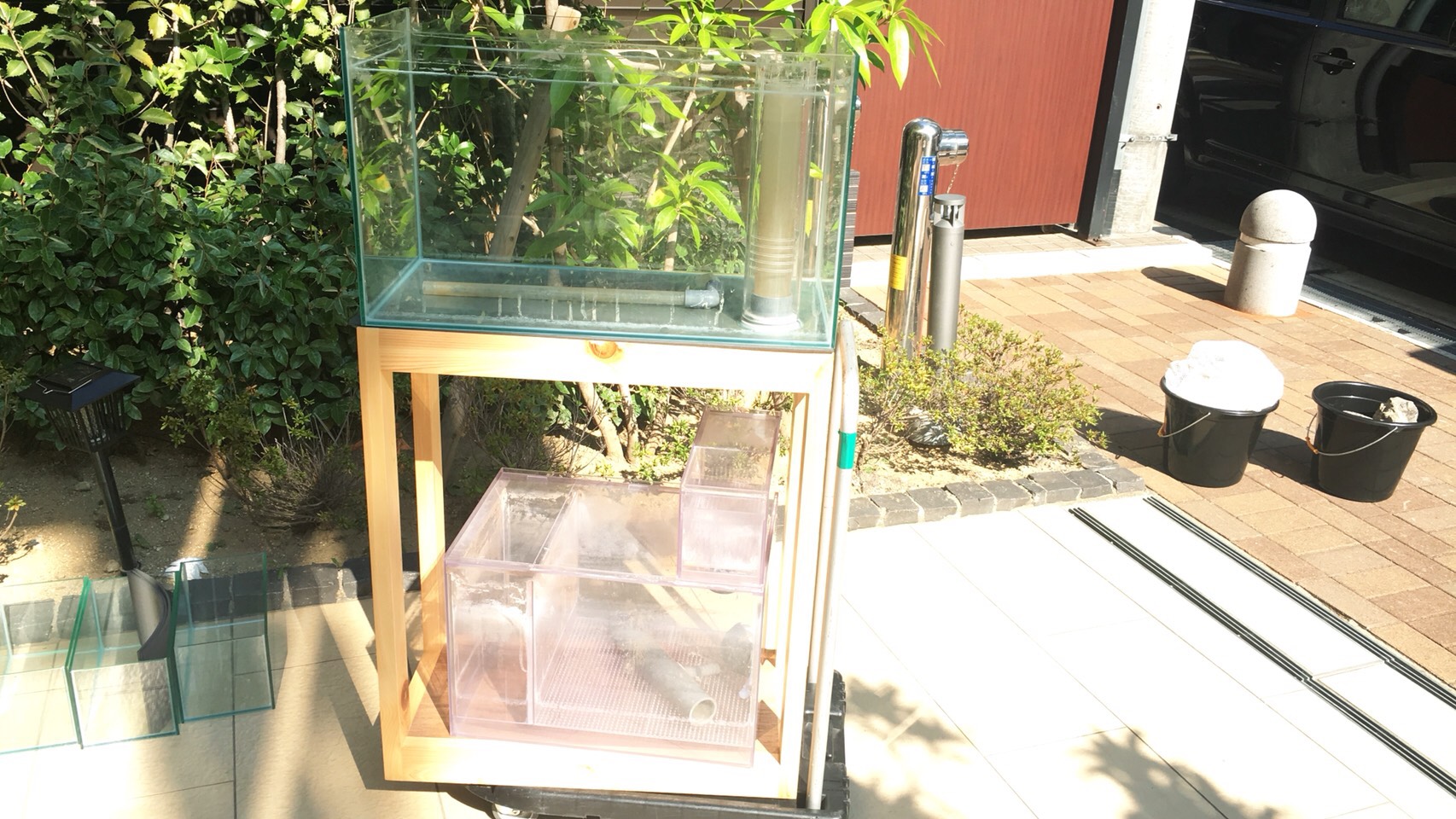 大阪市中央区のお客様よりチャーム オーバーフロー水槽 クロミス60、60cm濾過槽等完全無償にてお引き取り(回収)しました
